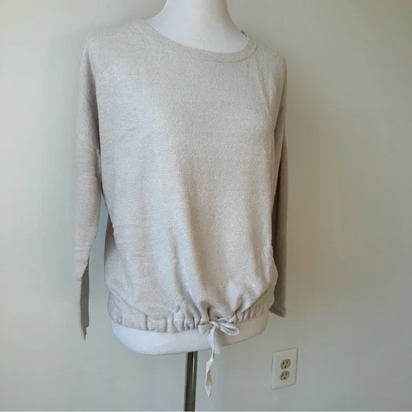 Barefoot Dreams Cozy Chic Ultralite Pullover Lounge Tie Hem Top in Stone, Small - Picture 3 of 16